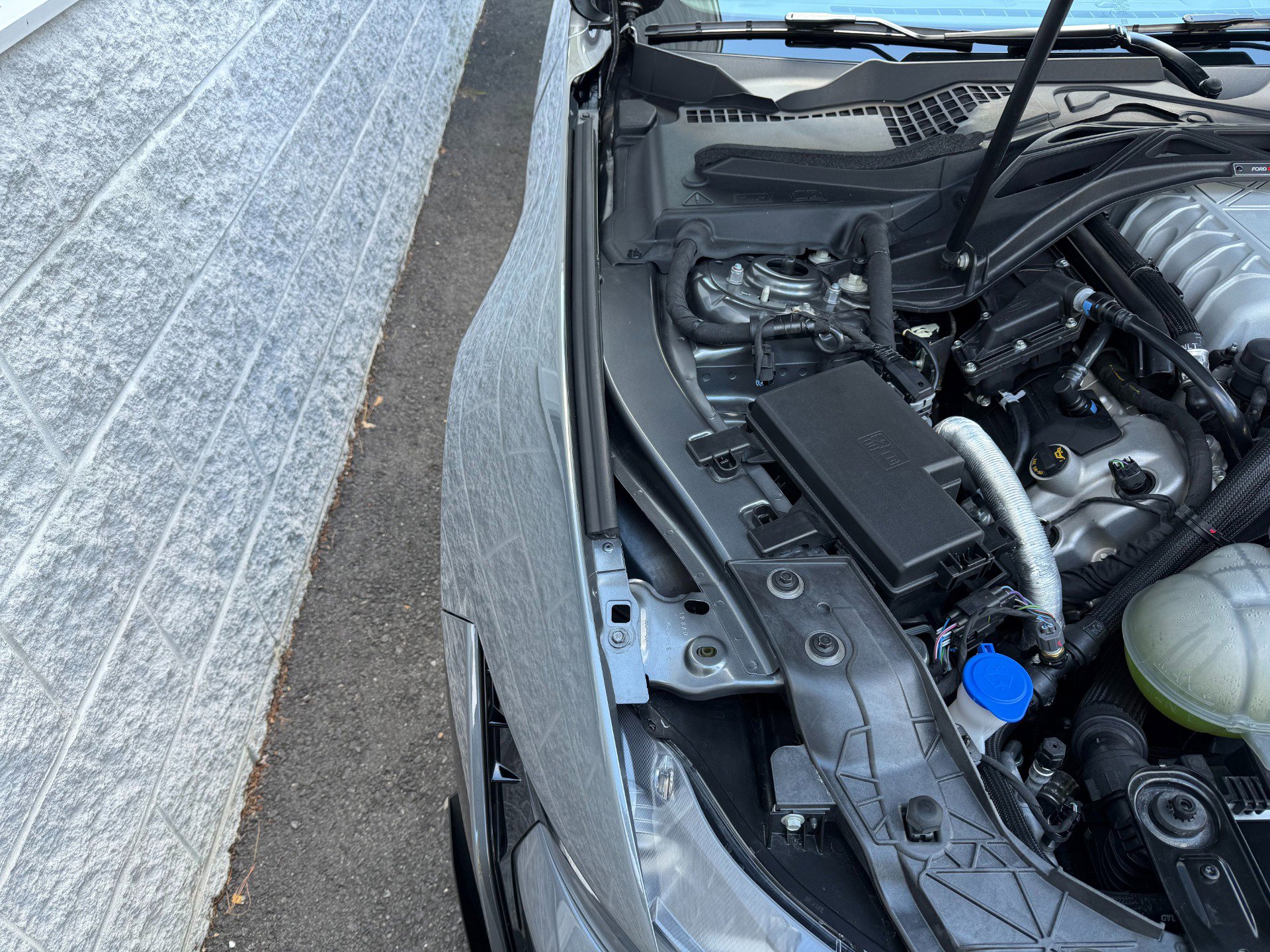 Used 2022 Ford Mustang Shelby GT500 w/ Carbon Fiber Track Pack image 31