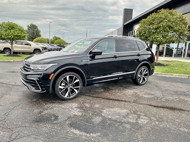 Used 2023 Volkswagen Tiguan SEL R-Line AWD/4WD image 5