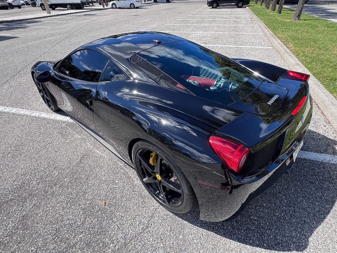 Used 2010 Ferrari 458 Italia Coupe RWD image 25