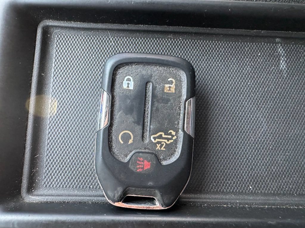 Used 2021 Chevrolet Silverado 1500 RST w/ Bed Protection Package AWD/4WD image 17