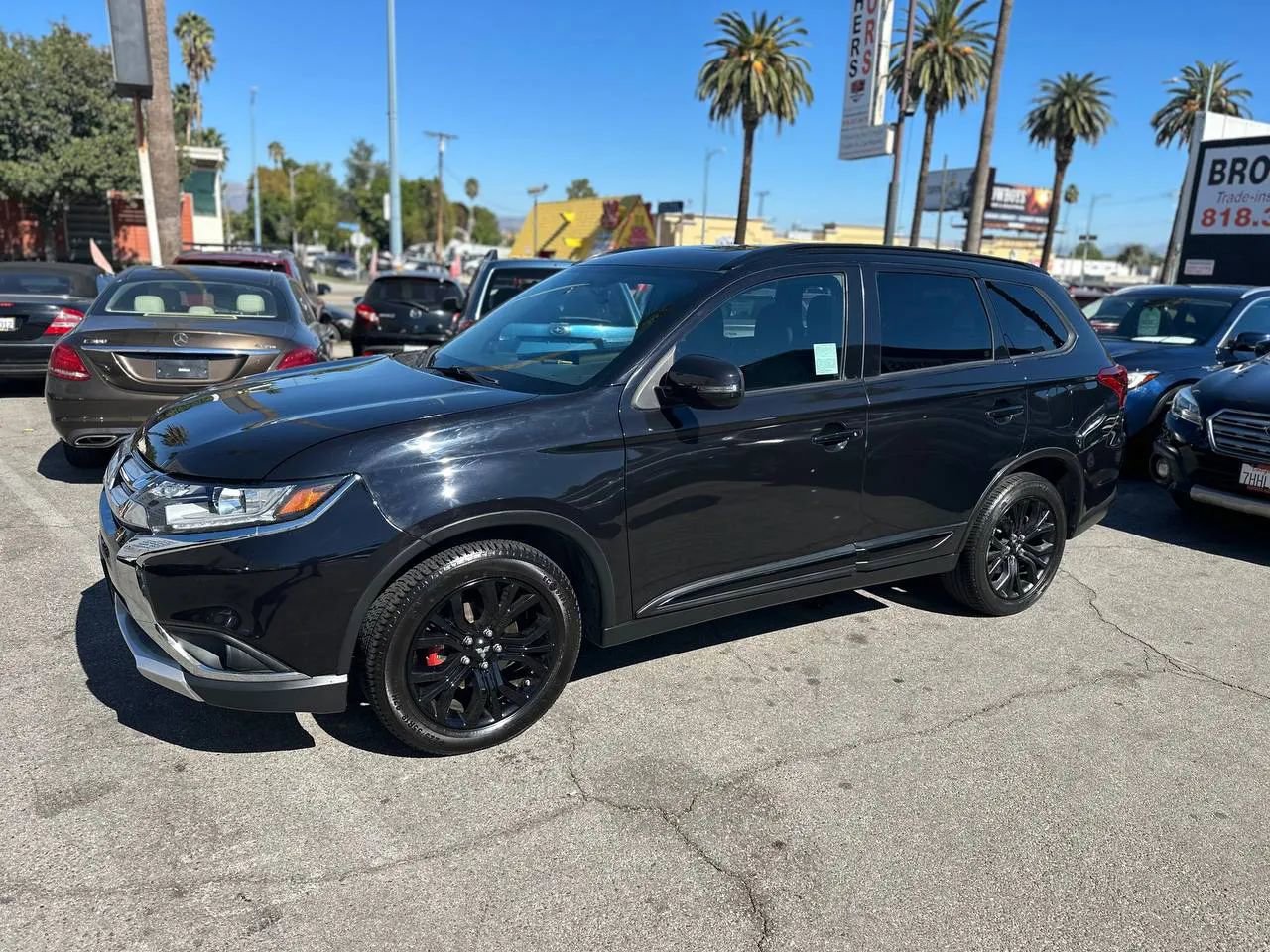 Used 2018 Mitsubishi Outlander LE image 12