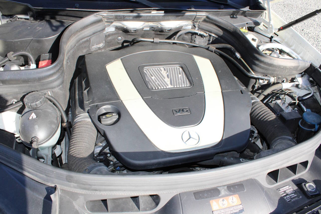 Used 2012 Mercedes-Benz GLK 350 4MATIC image 27
