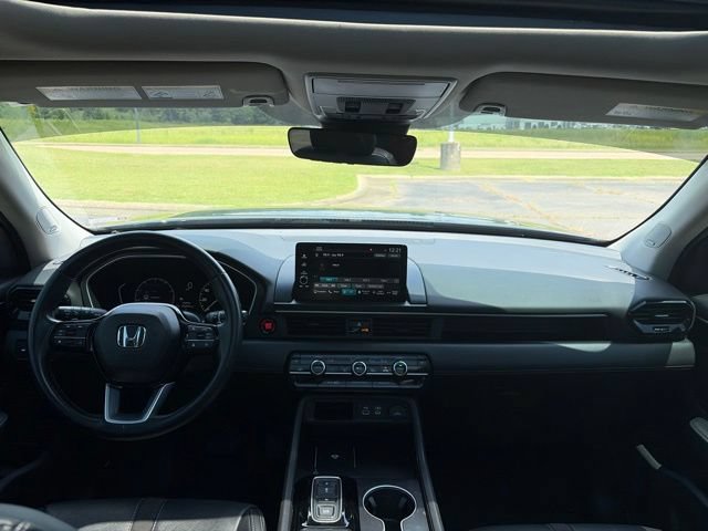 Used 2024 Honda Pilot Touring image 7