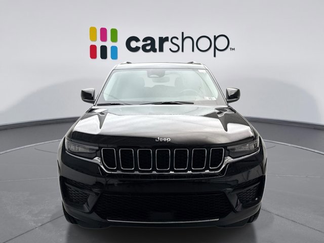 Used 2023 Jeep Grand Cherokee Laredo image 8