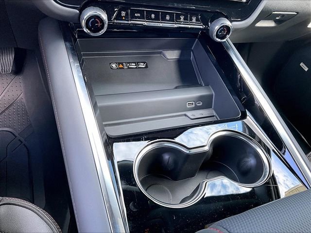 New 2026 Chevrolet Suburban RST image 23
