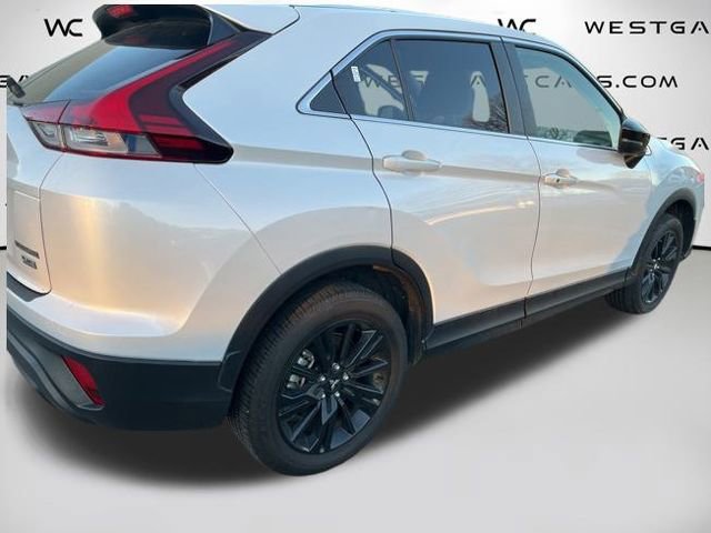 Used 2024 Mitsubishi Eclipse Cross LE image 13