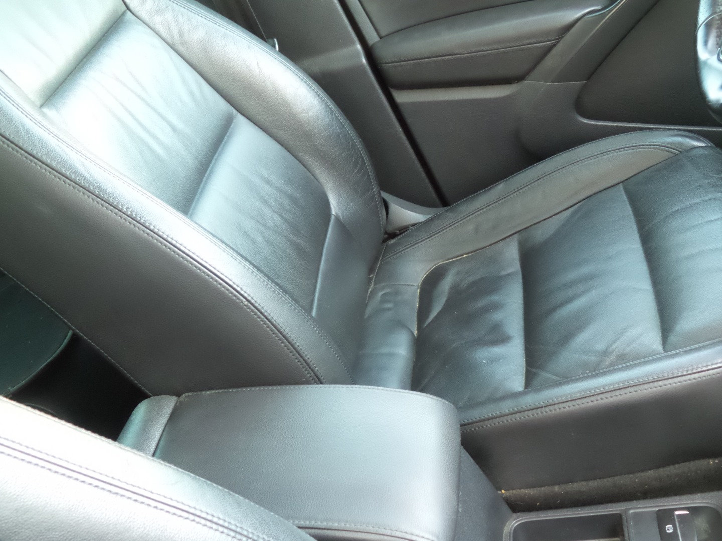 Used 2015 Volkswagen Tiguan R-Line FWD image 18