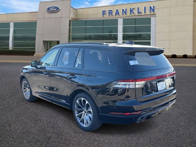 New 2026 Lincoln Aviator 2WD w/ Jet Appearance Package image 5