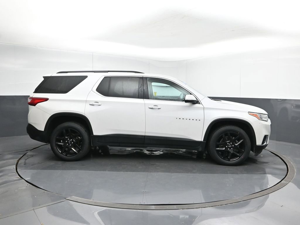 Used 2021 Chevrolet Traverse LT image 6