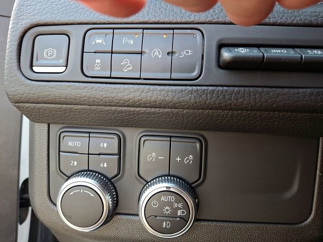 Used 2021 GMC Yukon XL Denali image 23