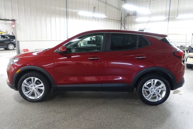Used 2021 Buick Encore GX Preferred w/ Cold Weather Comfort Package FWD image 4