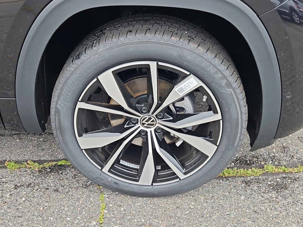 New 2026 Volkswagen Atlas SEL Premium R-Line AWD/4WD image 4