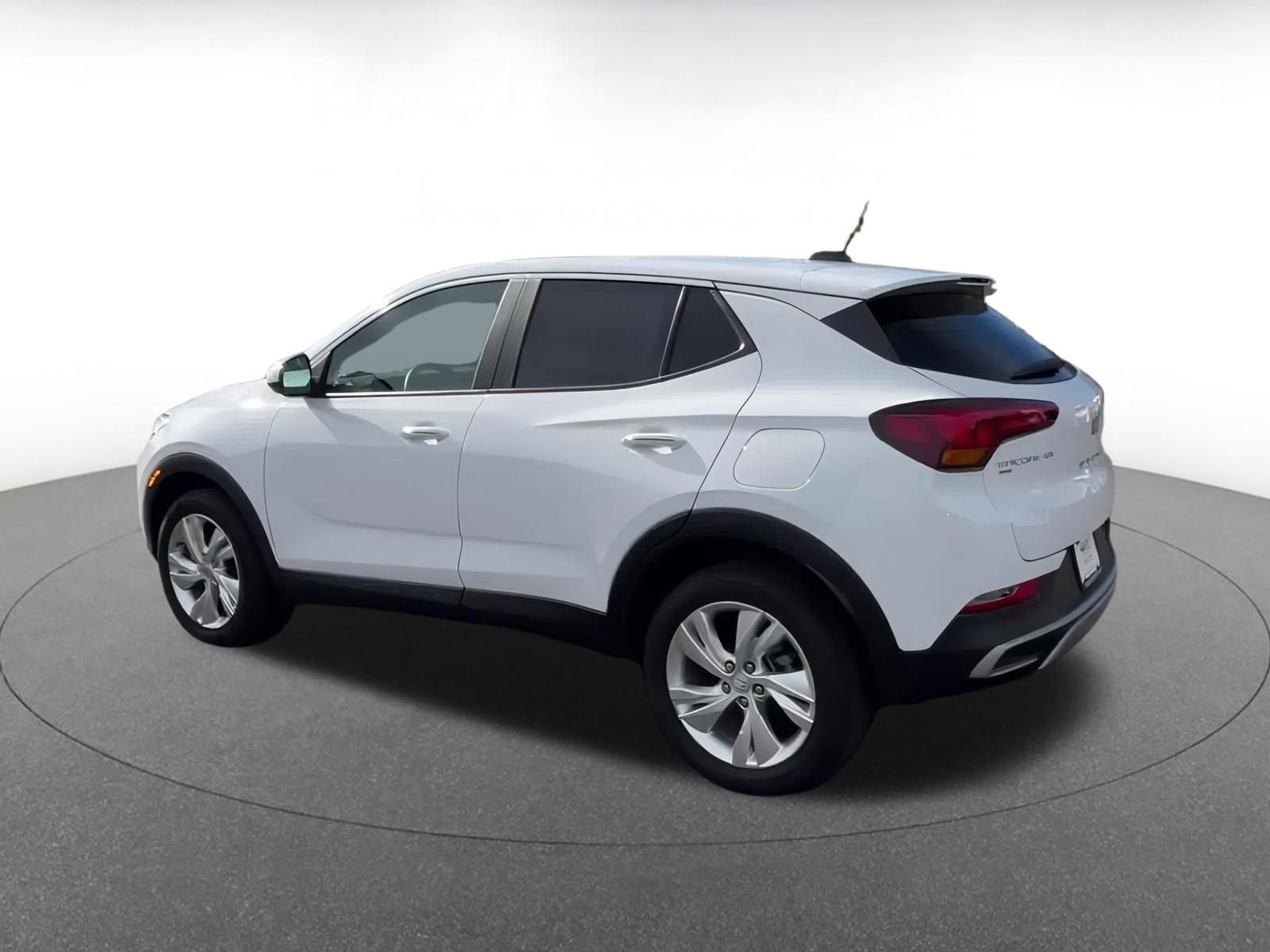 Used 2025 Buick Encore GX Preferred image 10