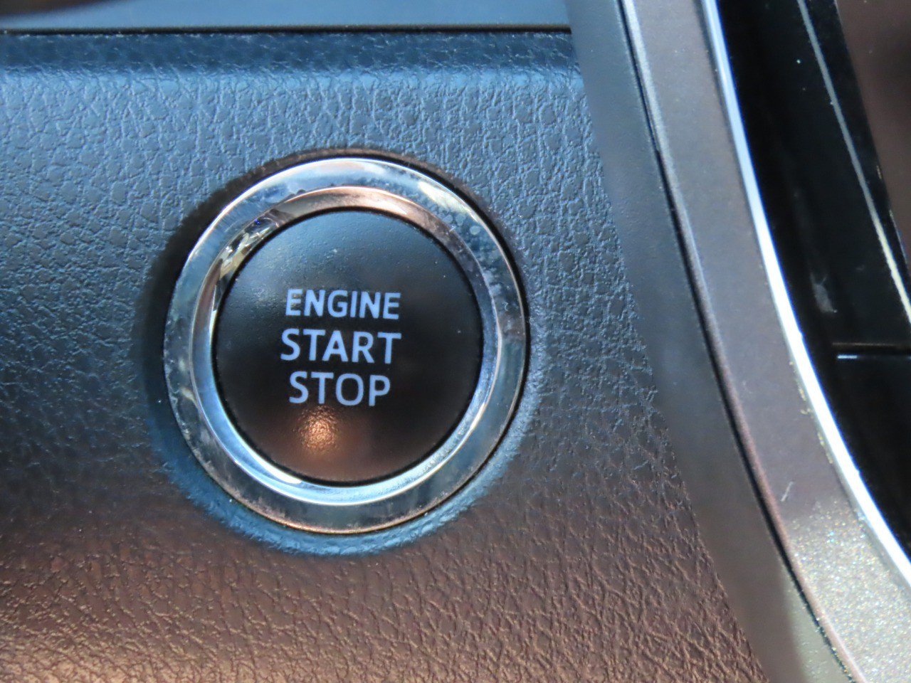 Used 2021 Toyota Camry XSE FWD image 28