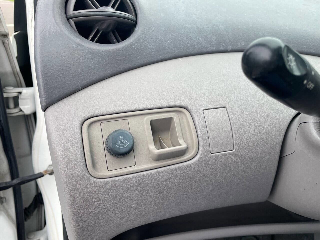 Used 2000 Toyota Echo Coupe image 15