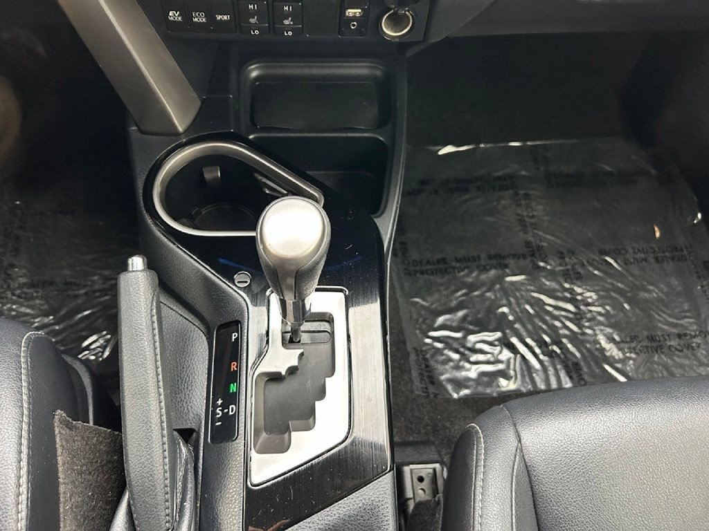 Used 2018 Toyota RAV4 Limited AWD/4WD image 25