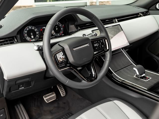 New 2026 Land Rover Range Rover Evoque Dynamic SE AWD/4WD image 16