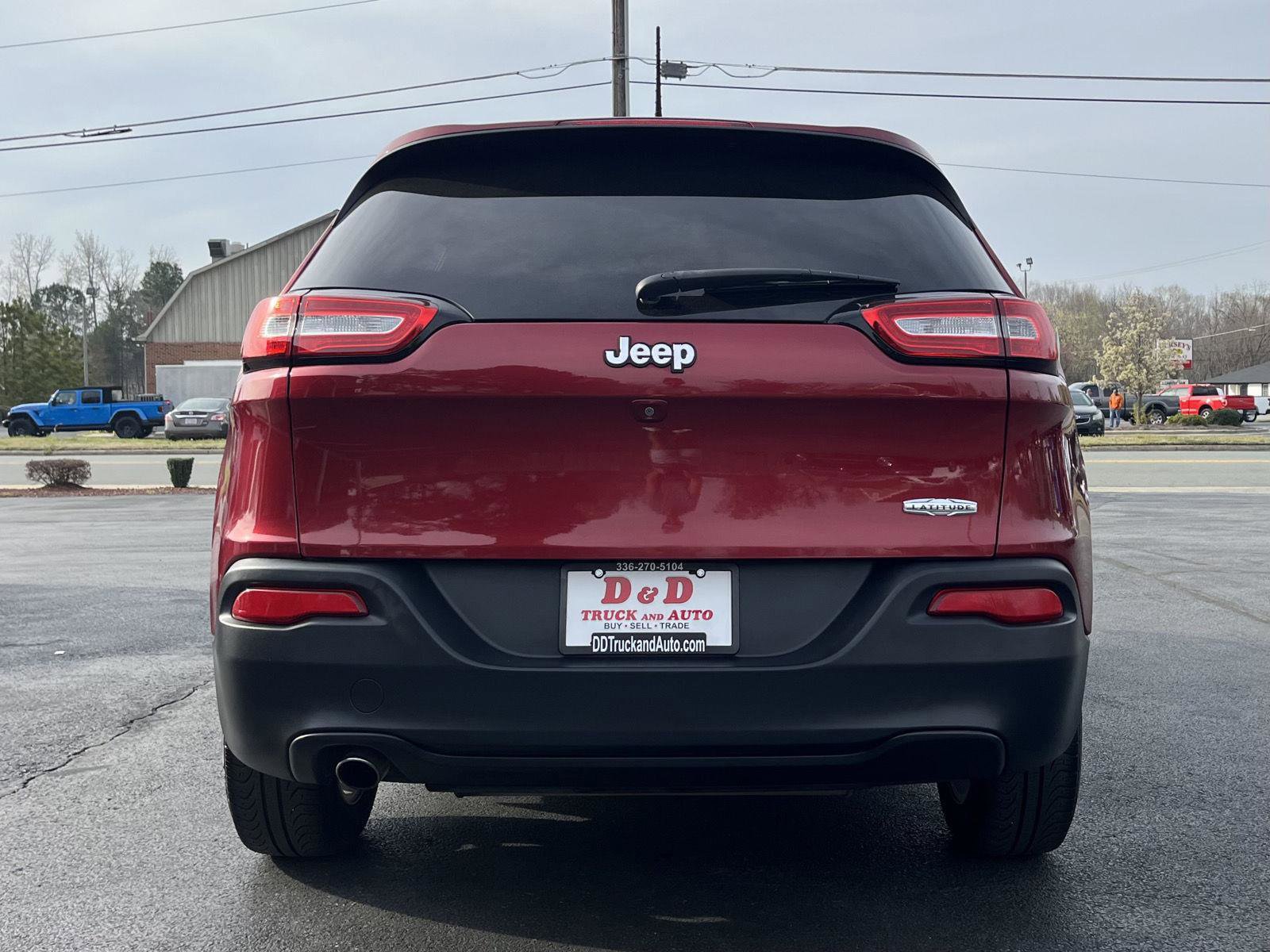 Used 2017 Jeep Cherokee Latitude image 25