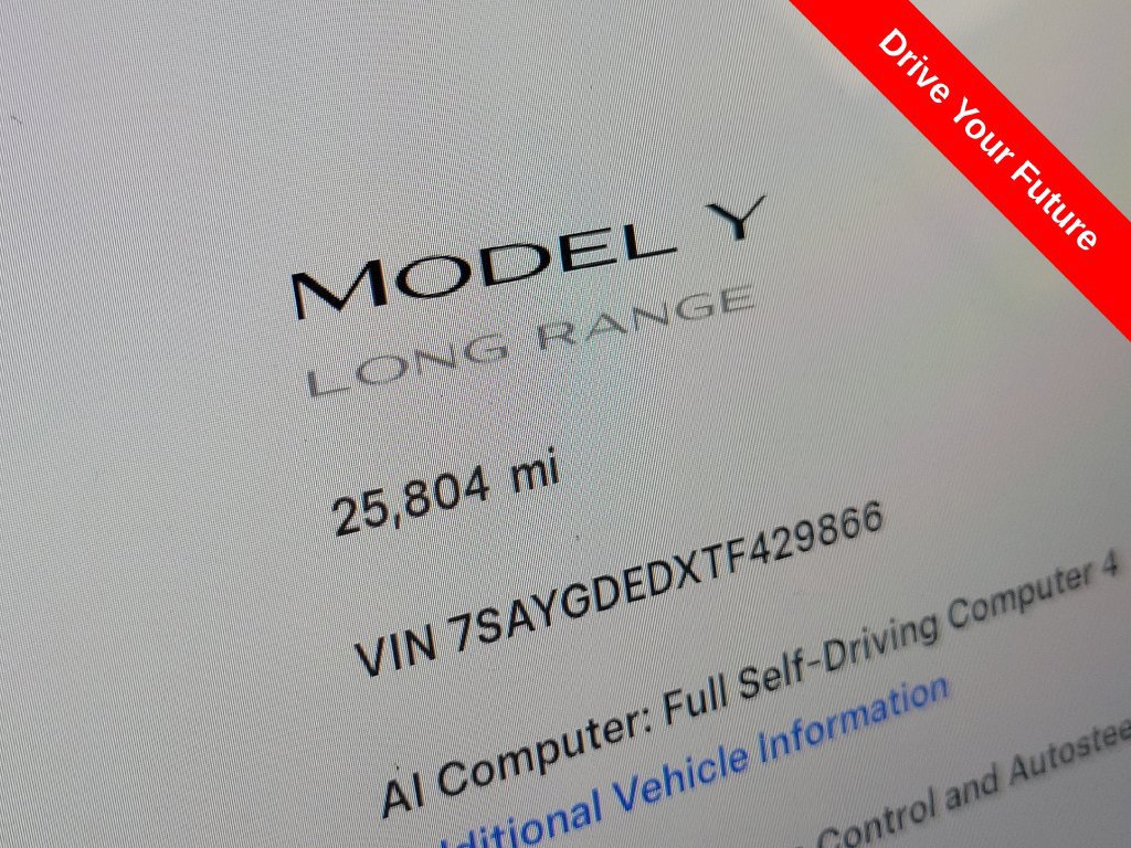 Used 2026 Tesla Model Y 2WD image 9