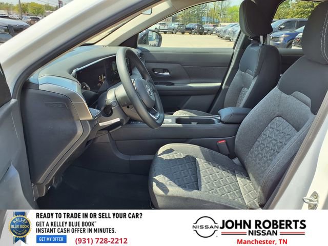 New 2026 Nissan Kicks SV w/ Charging Package image 3