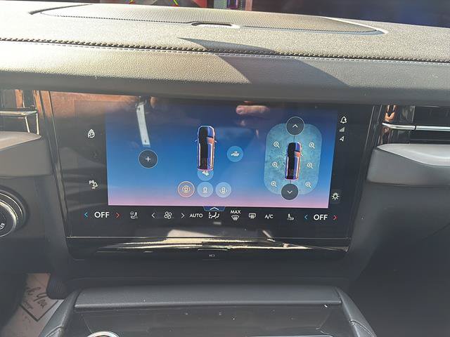 Used 2025 Lincoln Navigator L Reserve AWD/4WD image 23
