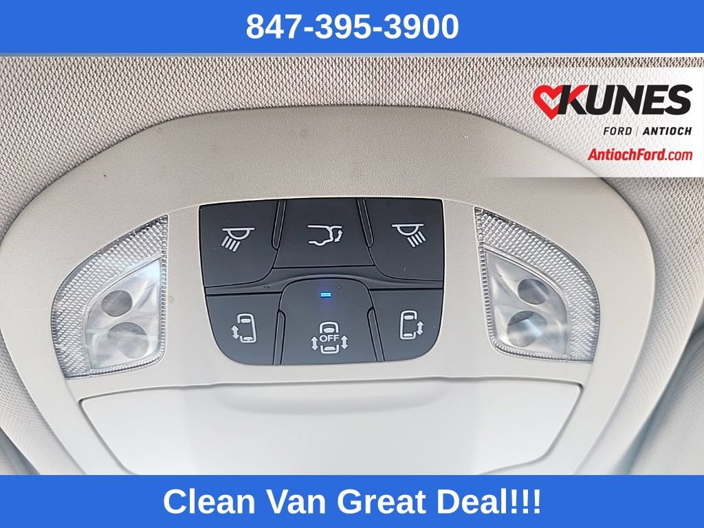 Used 2022 Chrysler Pacifica Touring-L w/ Uconnect Theater Family Group FWD image 34
