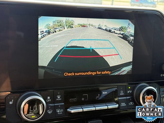 Used 2023 Toyota Highlander XLE FWD image 16