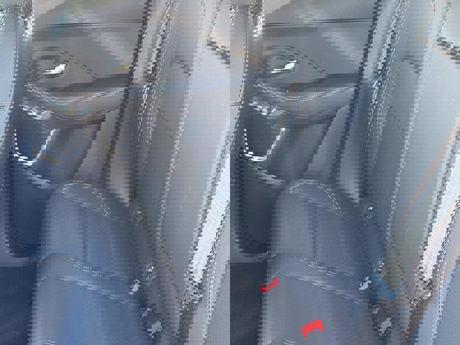 Used 2024 Jaguar E-PACE R-Dynamic SE image 13