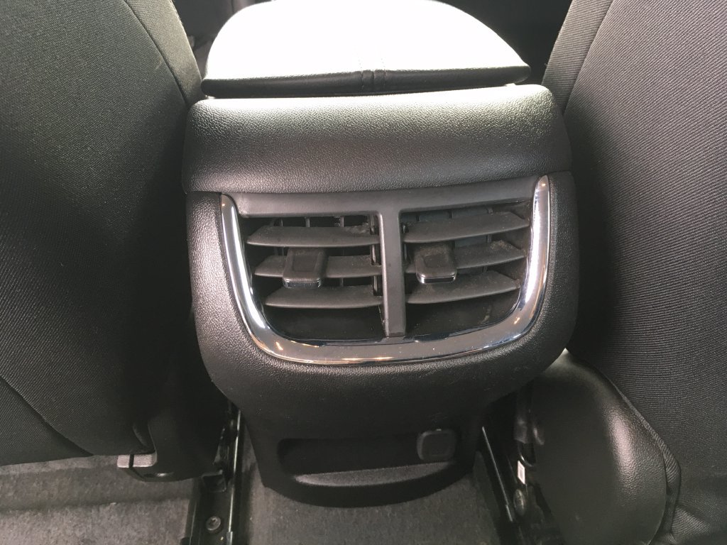 Used 2025 Chevrolet Malibu LT FWD image 25