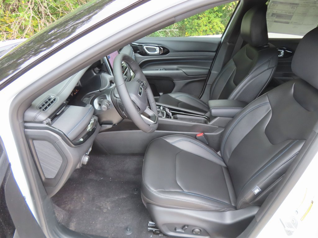 New 2026 Jeep Compass Limited w/ Sun, Sound & Navigation Group image 23