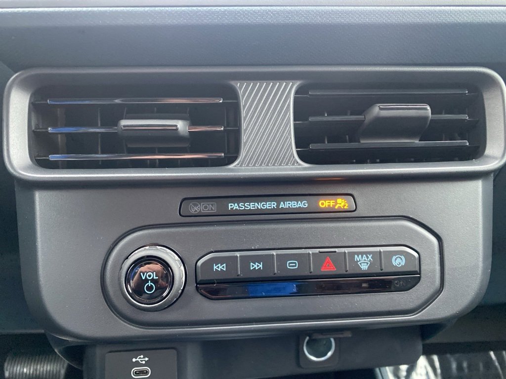 New 2026 Ford Maverick XL image 13