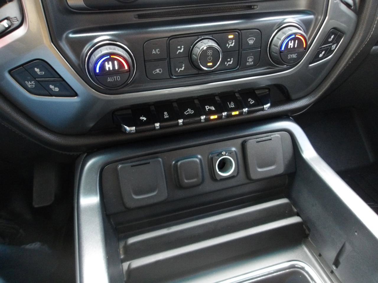 Used 2014 Chevrolet Silverado 1500 LTZ Z71 w/ LTZ Plus Package image 19