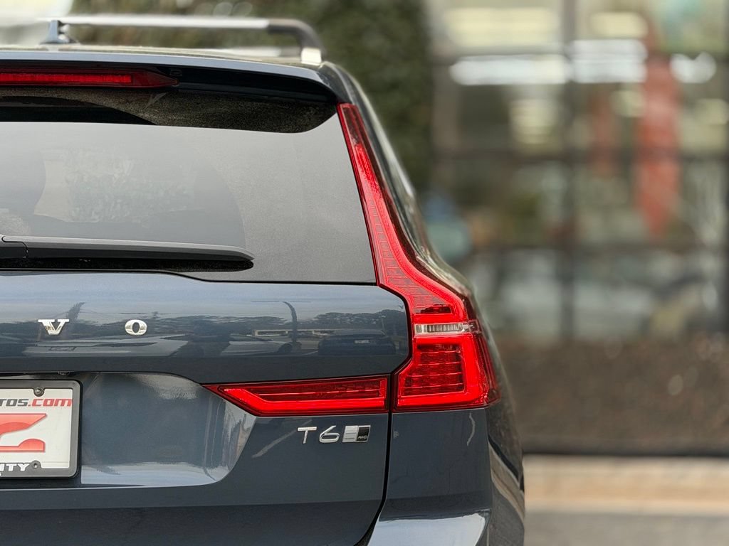 Used 2020 Volvo XC60 T6 Inscription AWD/4WD image 18