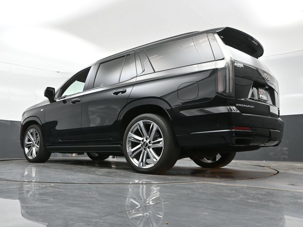 Used 2025 Cadillac Escalade Sport w/ Touring Package AWD/4WD image 47