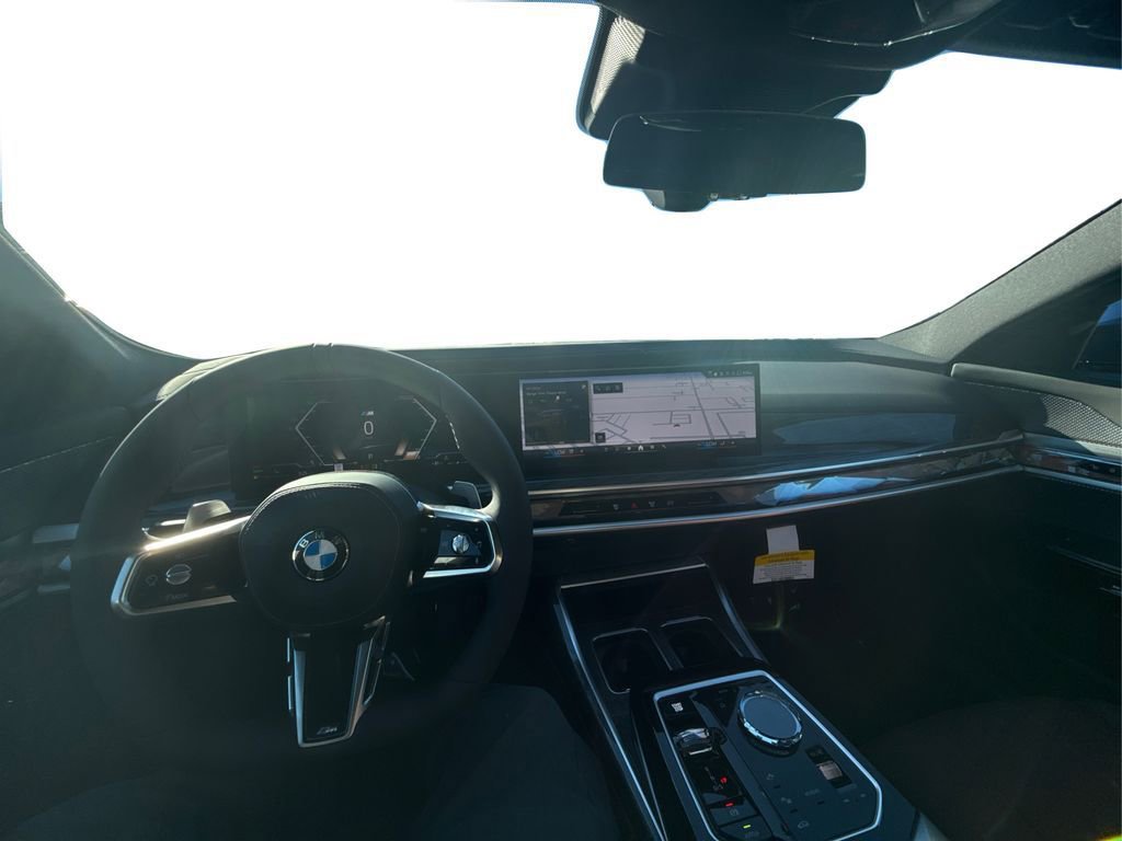 New 2026 BMW 740i image 27