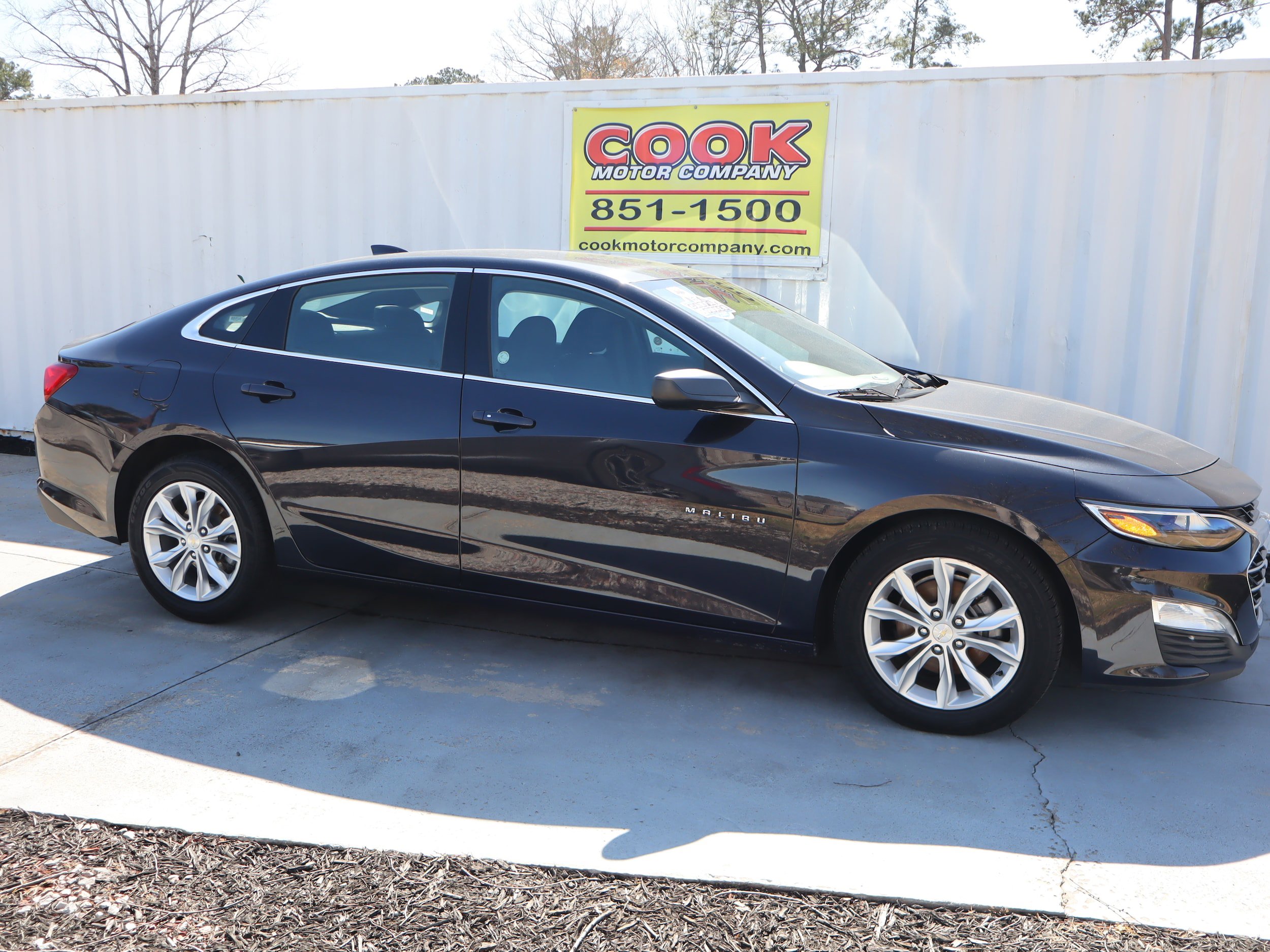 Used 2023 Chevrolet Malibu LT FWD image 5