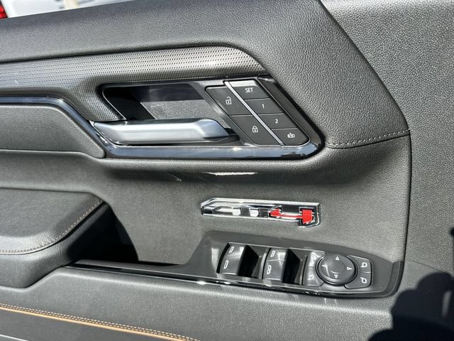 New 2026 GMC Sierra 1500 AT4 w/ AT4 Premium Package AWD/4WD image 25