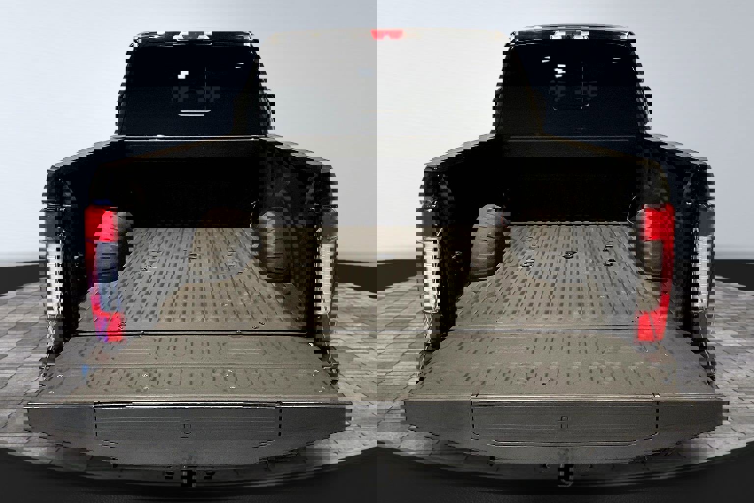 Used 2019 Ford F250 Platinum w/ Platinum Ultimate Package image 7