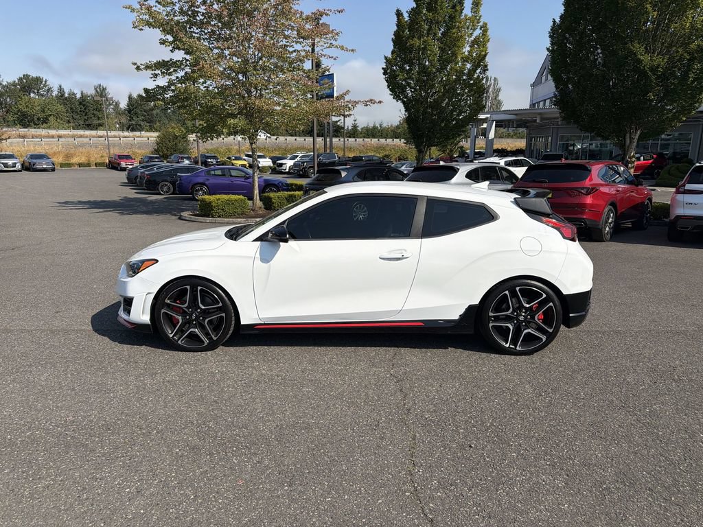 Used 2022 Hyundai Veloster N FWD image 6