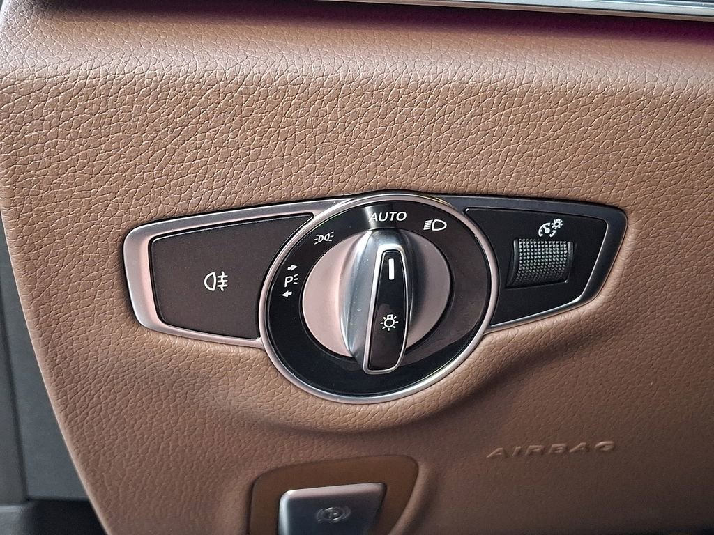 Used 2022 Mercedes-Benz E 450 4MATIC All-Terrain Wagon image 19