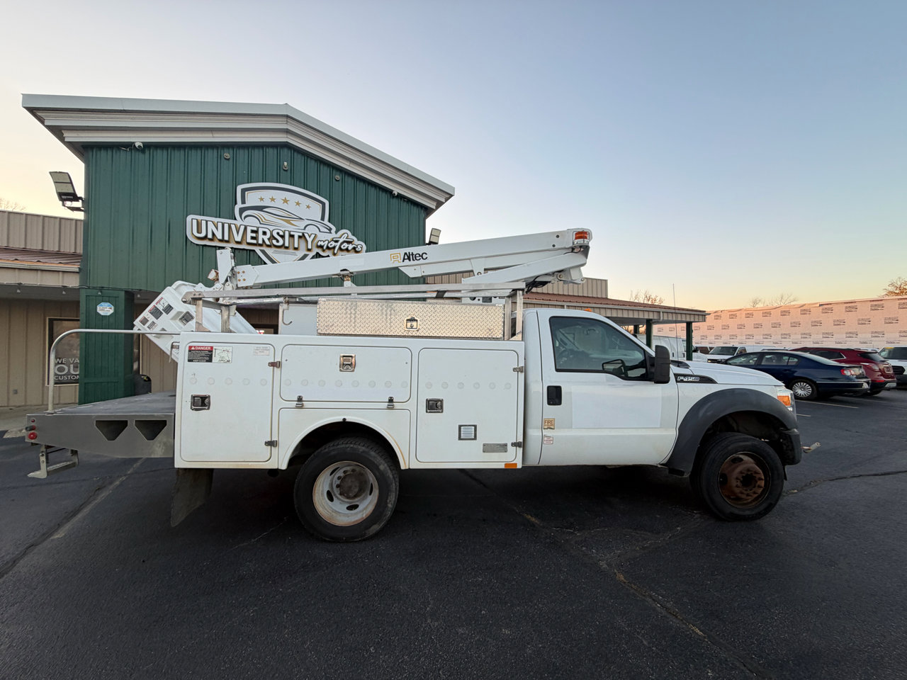 Used 2012 Ford F450 XL image 2