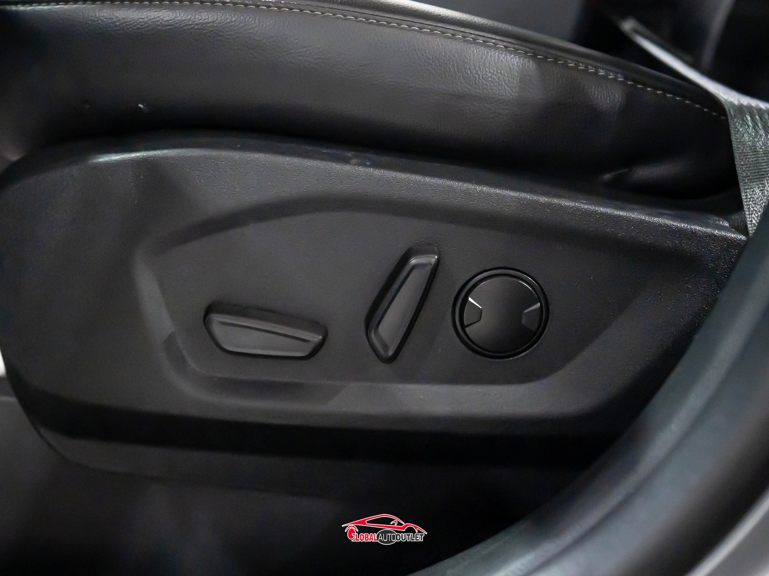 Used 2024 Ford Edge SEL AWD/4WD image 35