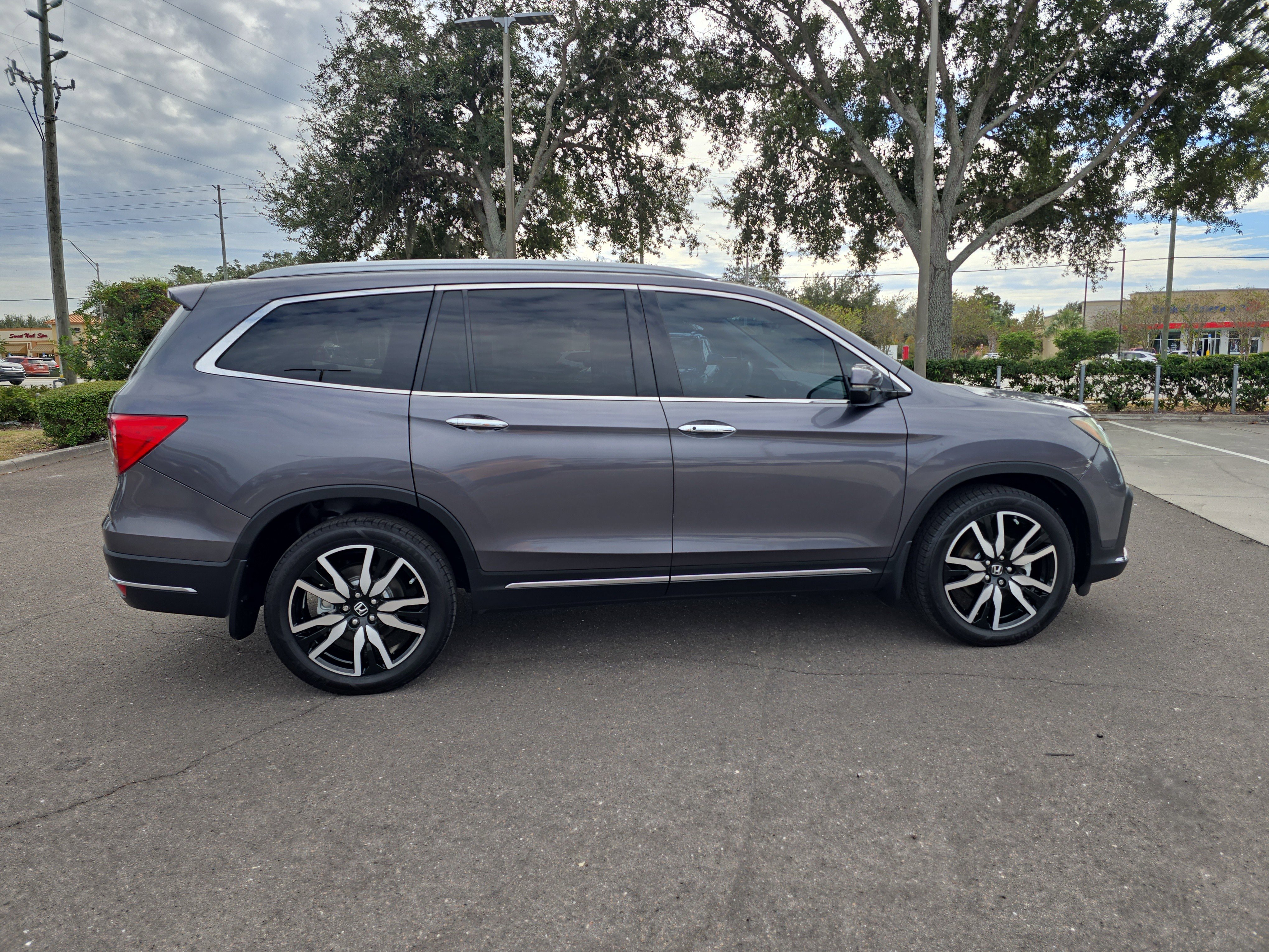Used 2019 Honda Pilot Touring image 10