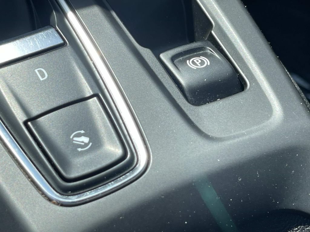 Used 2023 Chevrolet Bolt LT FWD image 29
