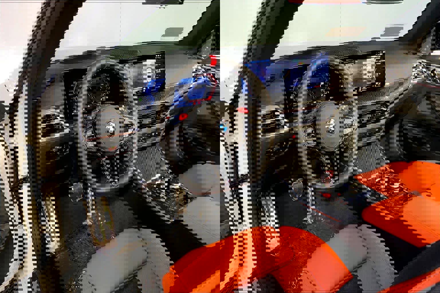 Used 2025 BMW M4 xDrive Competition w/ Executive Package image 4