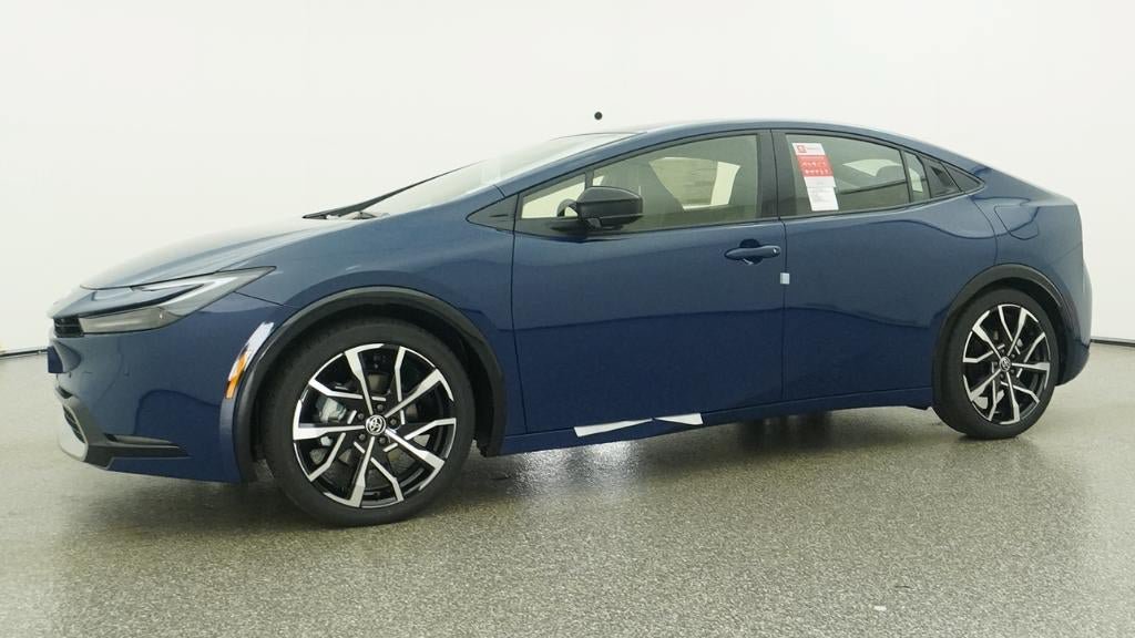 New 2026 Toyota Prius Plug-In Hybrid FWD image 18