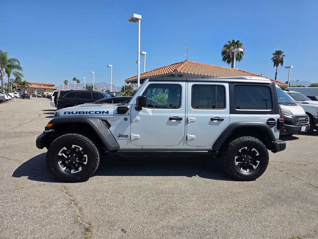 Used 2024 Jeep Wrangler Unlimited Rubicon 4xe AWD/4WD image 9