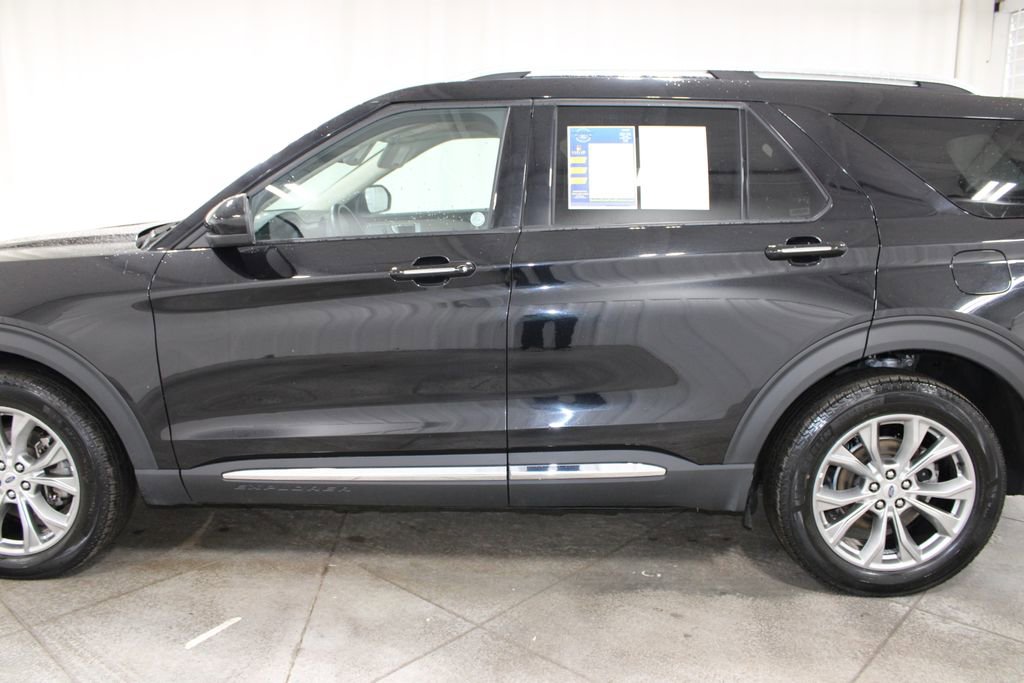 Used 2023 Ford Explorer Limited image 6