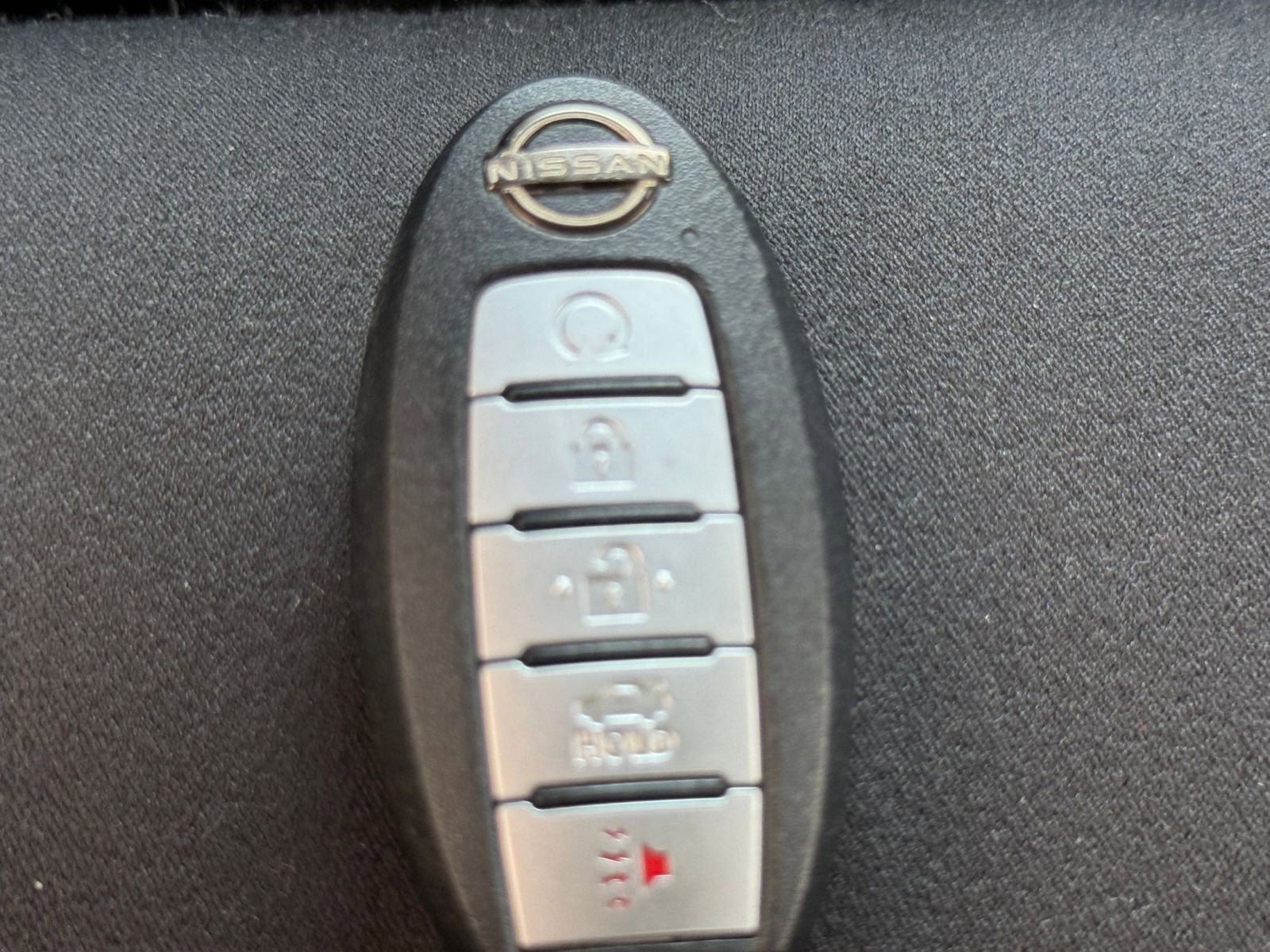 Used 2025 Nissan Altima 2.5 SV FWD image 24