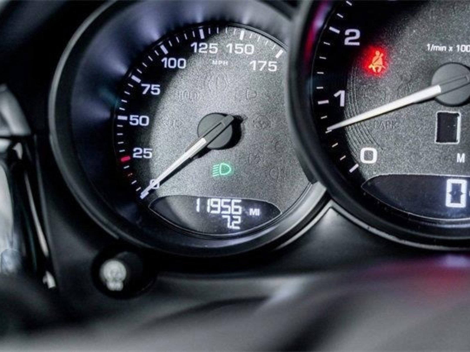 Used 2022 Porsche Macan S w/ Premium Package Plus image 45